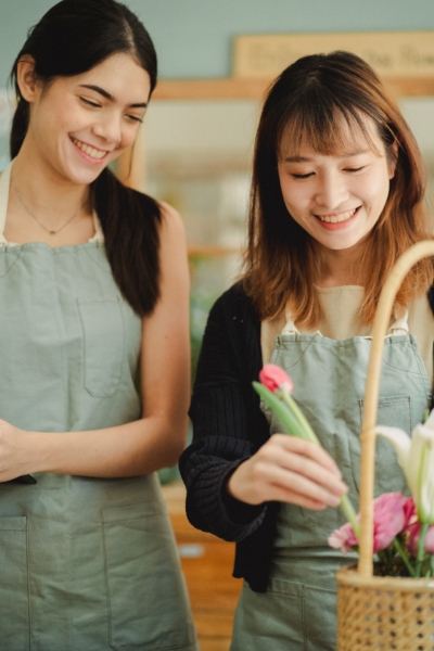 pexels-amina-filkins-5410049